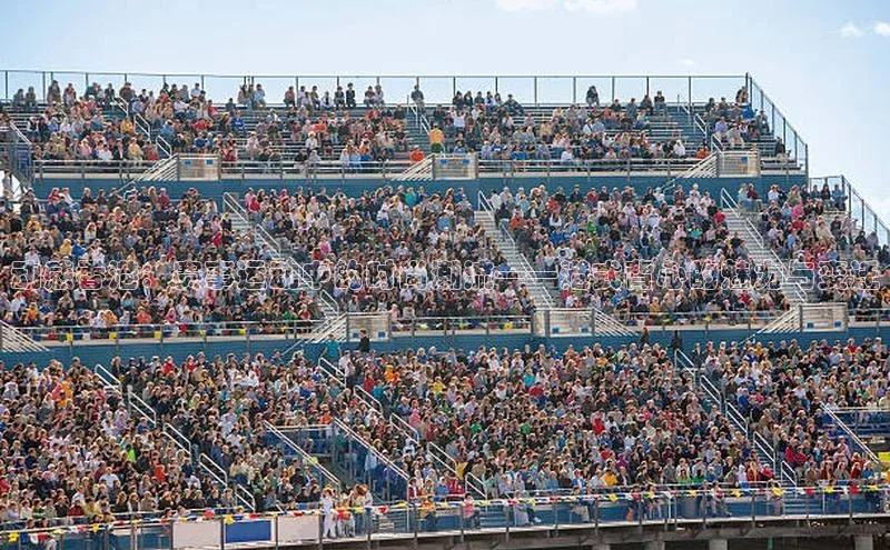 贝博官网下载app极氪智能科技动感香港：赛事运动中的时尚潮流——港式背心的魅力与变迁